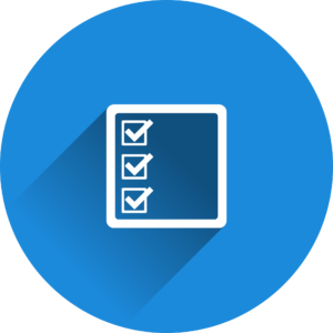 Checkliste-Icon mit drei Häkchen.